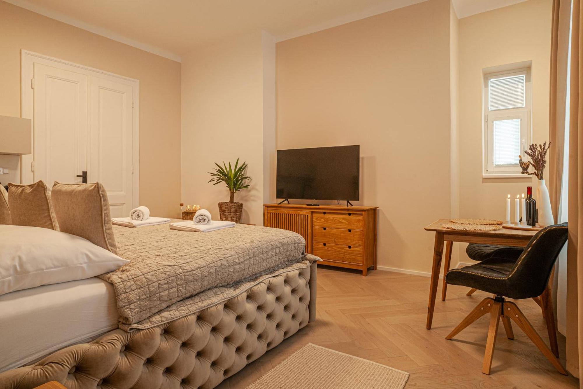Sting Old Town Ostrava Apartment Екстериор снимка